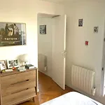 Charming Parisian Apartment Near Montmartre